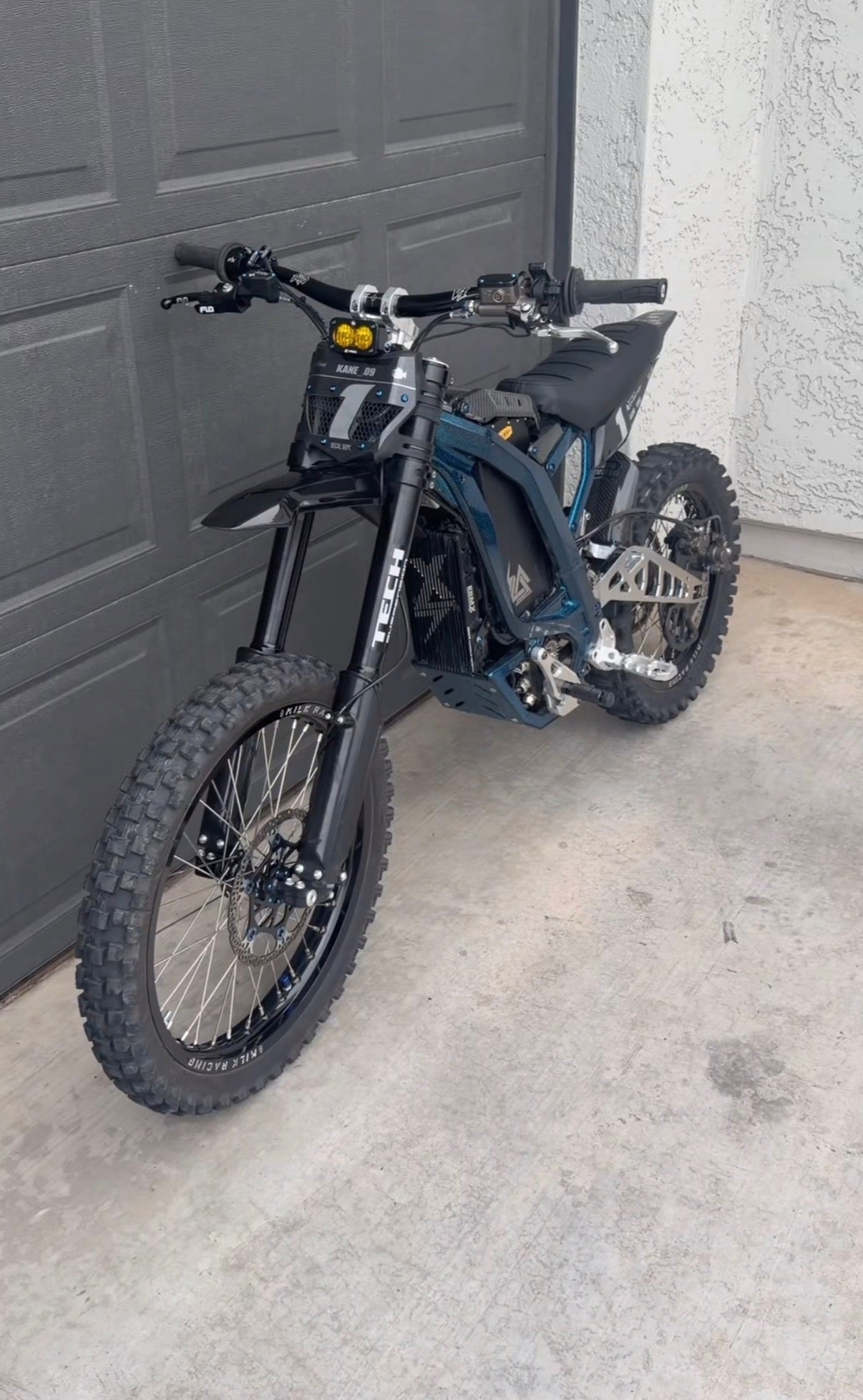 AUTOCUSTOMS V1 Black Handlebars (31.8mm) *SHIPS SAME DAY*