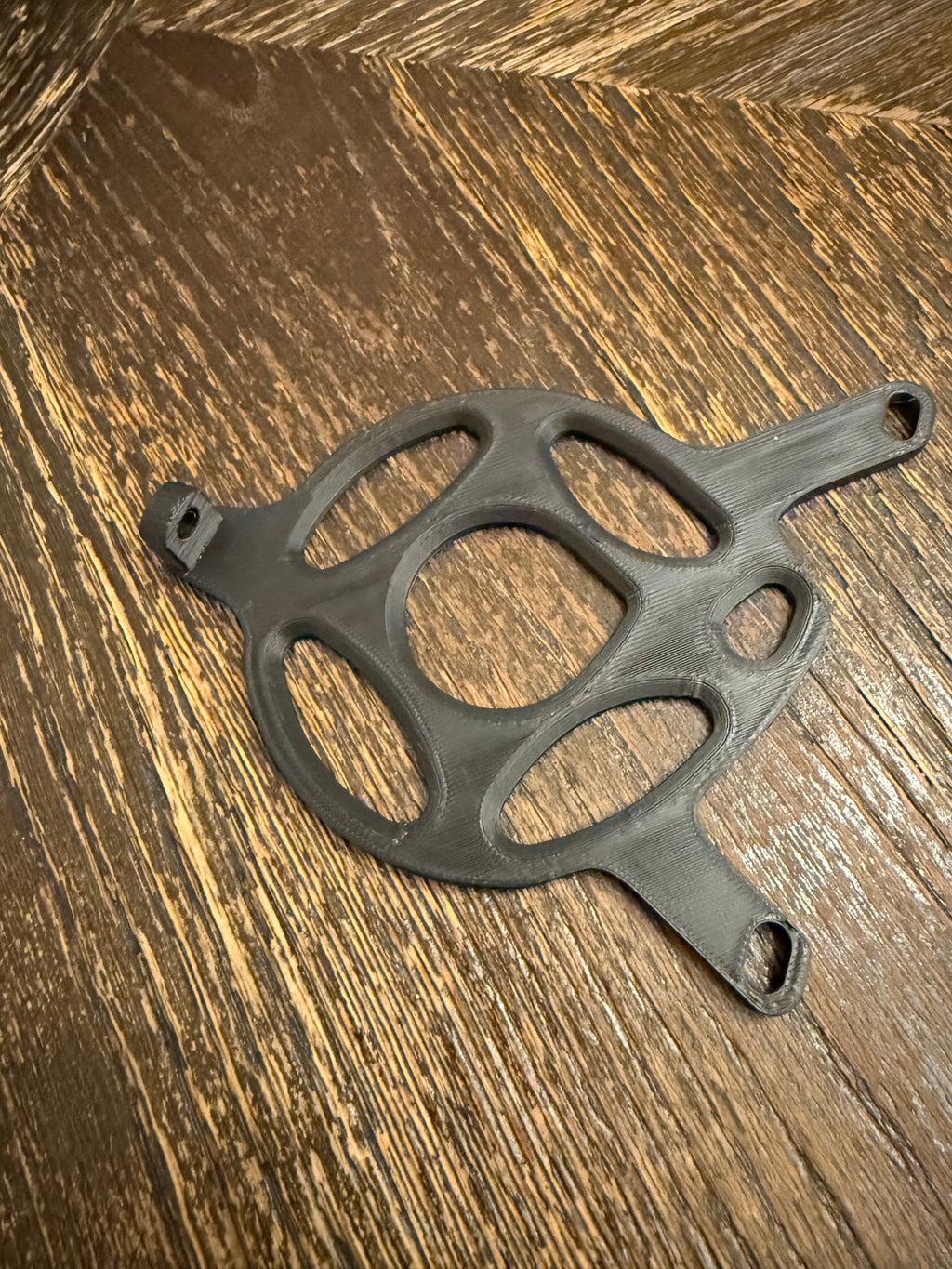 Tuttio motor cover